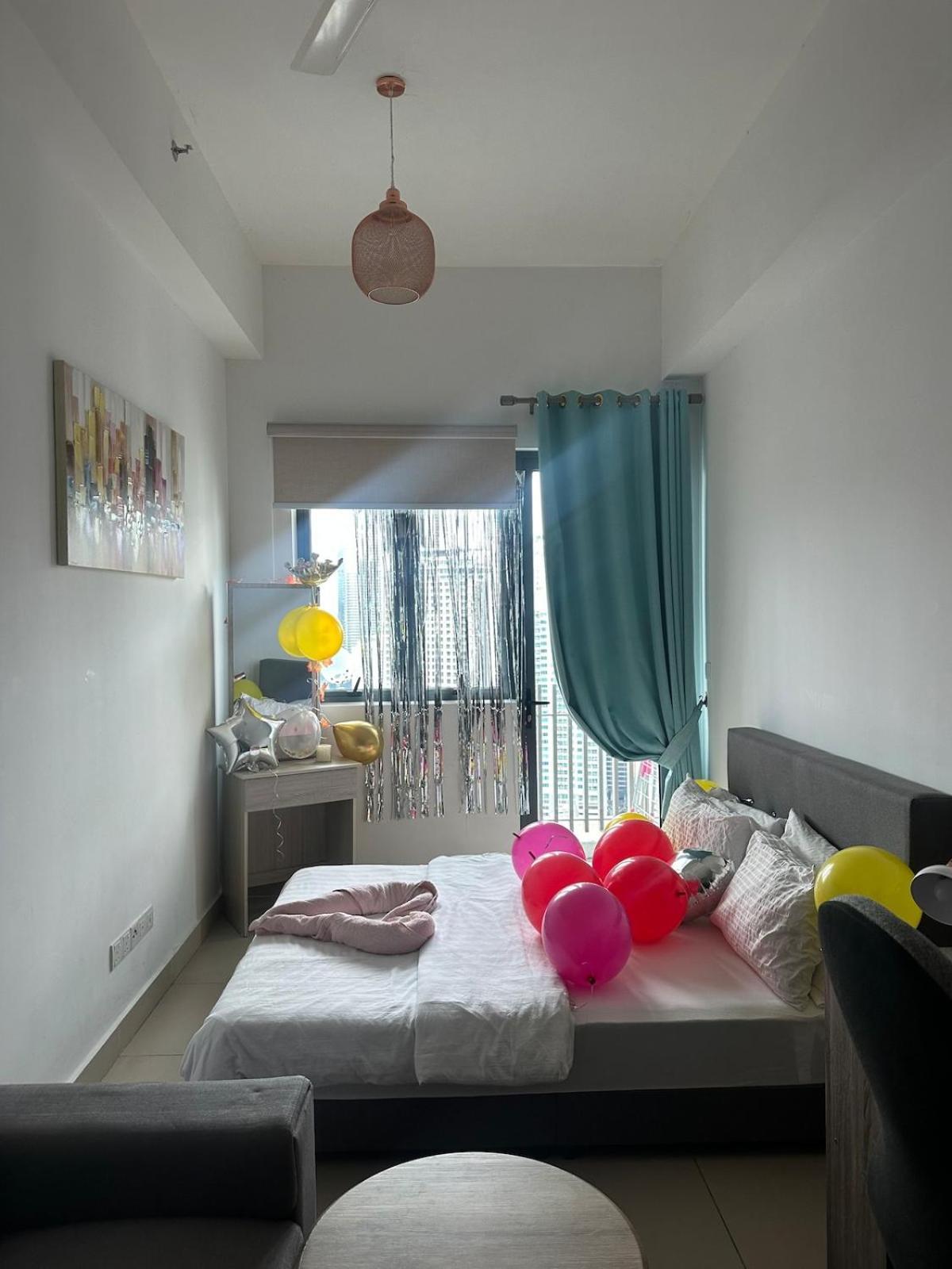 Apartment Skyline Infinity Pool- Klcc Studio-best For Couples And Travellers *